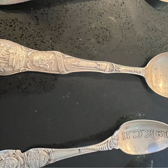 Huge Lot of Antique and Souvenir Sterling Silver Spoons - Picture 14 of 16